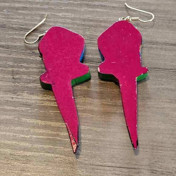 Vintage Red Wooden Tropical Parrot Dangle Earrings - Picture 2 of 5